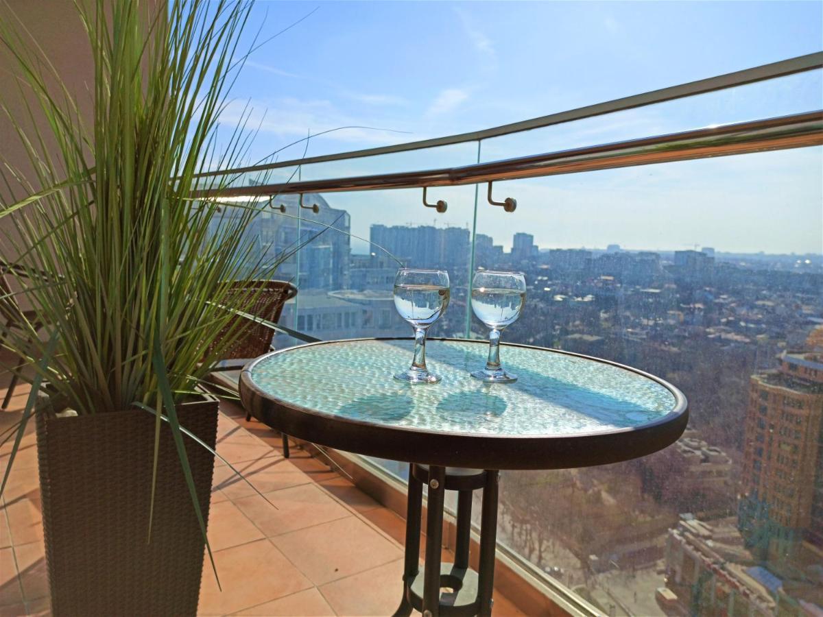 Arcadia Stylish Apartment Big Terrace! Odesa Exterior photo